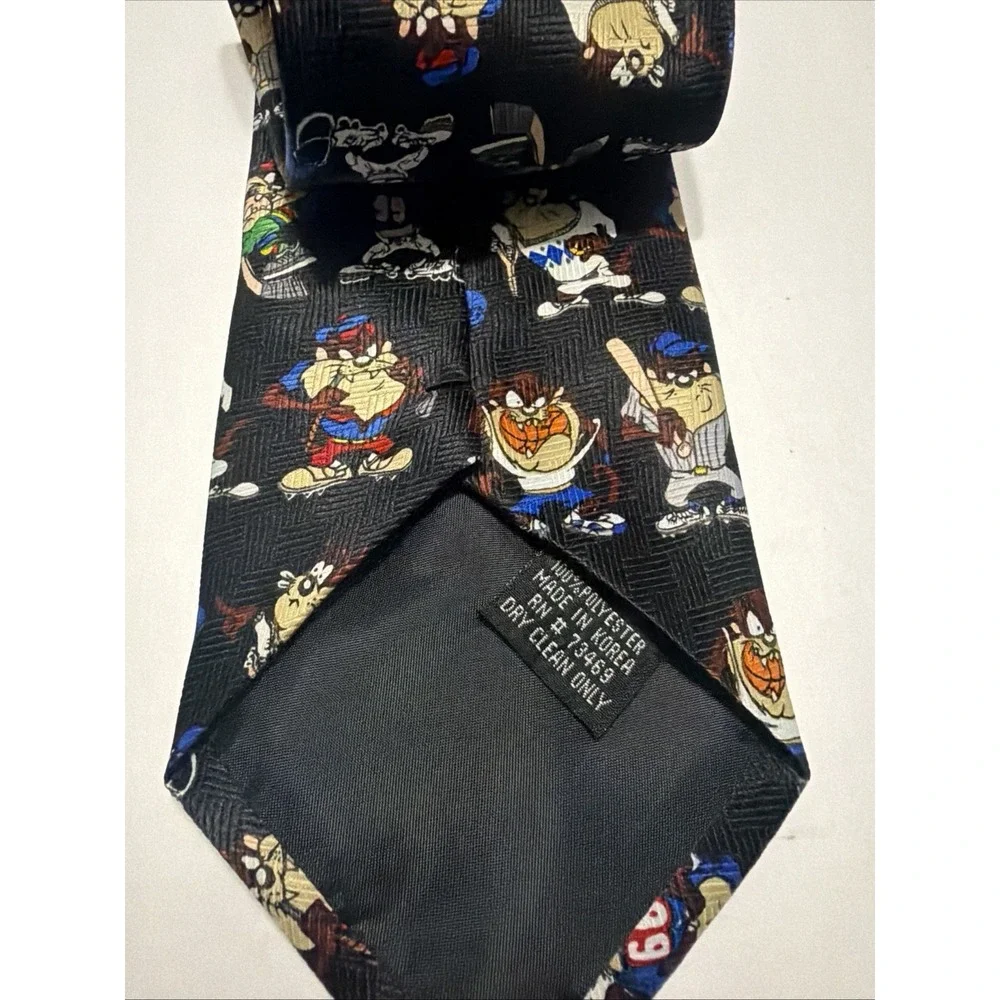 Vintage Looney Tunes Taz Tasmanian Devil Sports Necktie Black All Over Print Tie